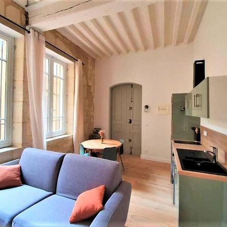 Appartement A Deux Pas De La Place Du Forum Arlés Exterior foto
