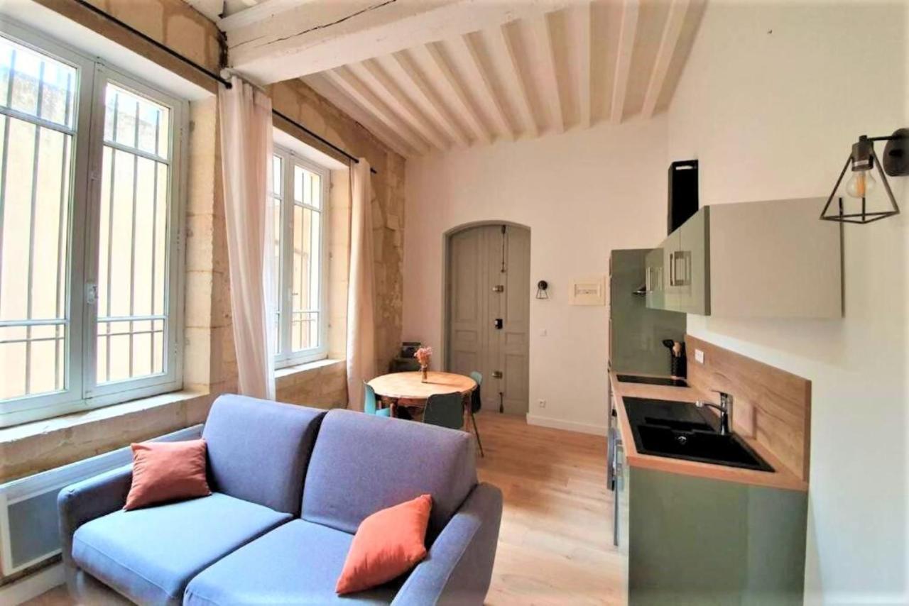Appartement A Deux Pas De La Place Du Forum Arlés Exterior foto