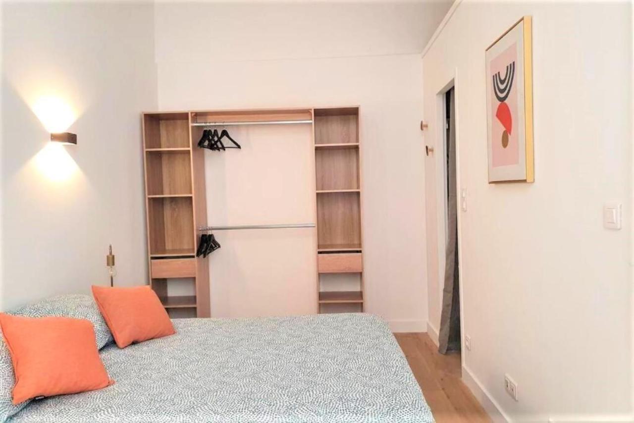 Appartement A Deux Pas De La Place Du Forum Arlés Exterior foto